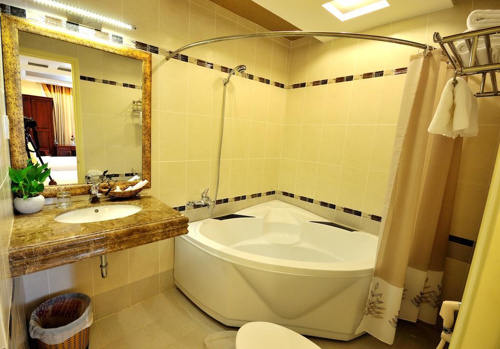 Hotel Bao Tran Ho Chi Minh City